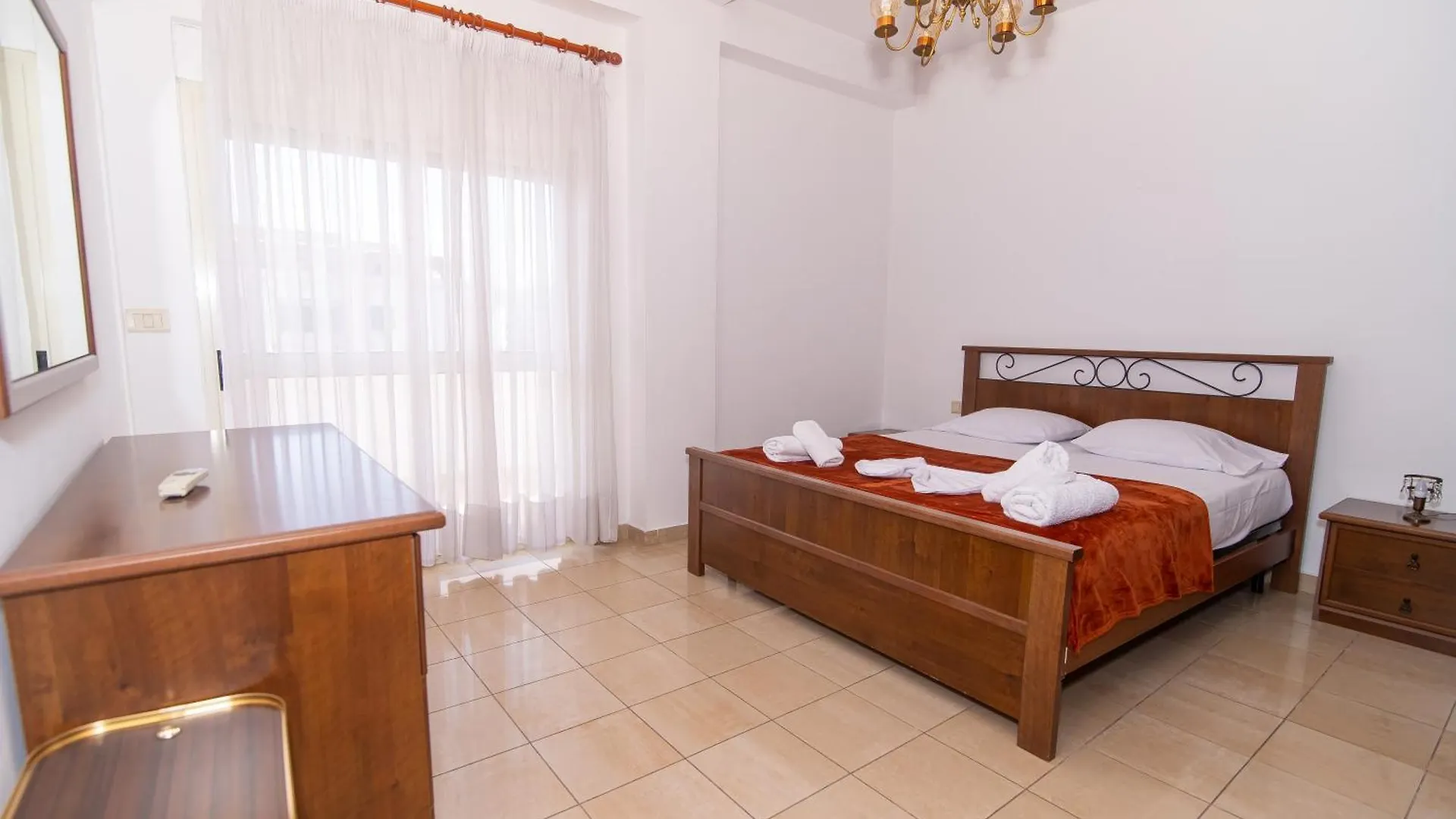 Vintage Blloku Apartment Tirana