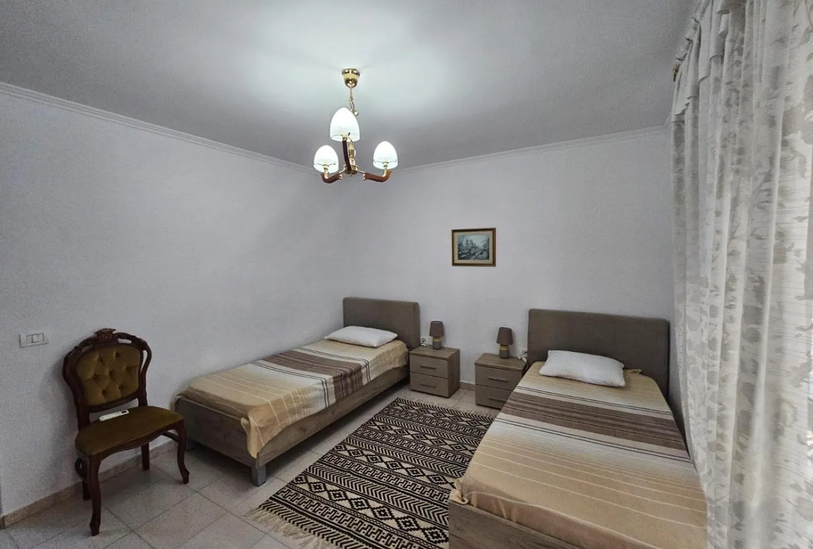 Vintage Blloku Apartment Tirana