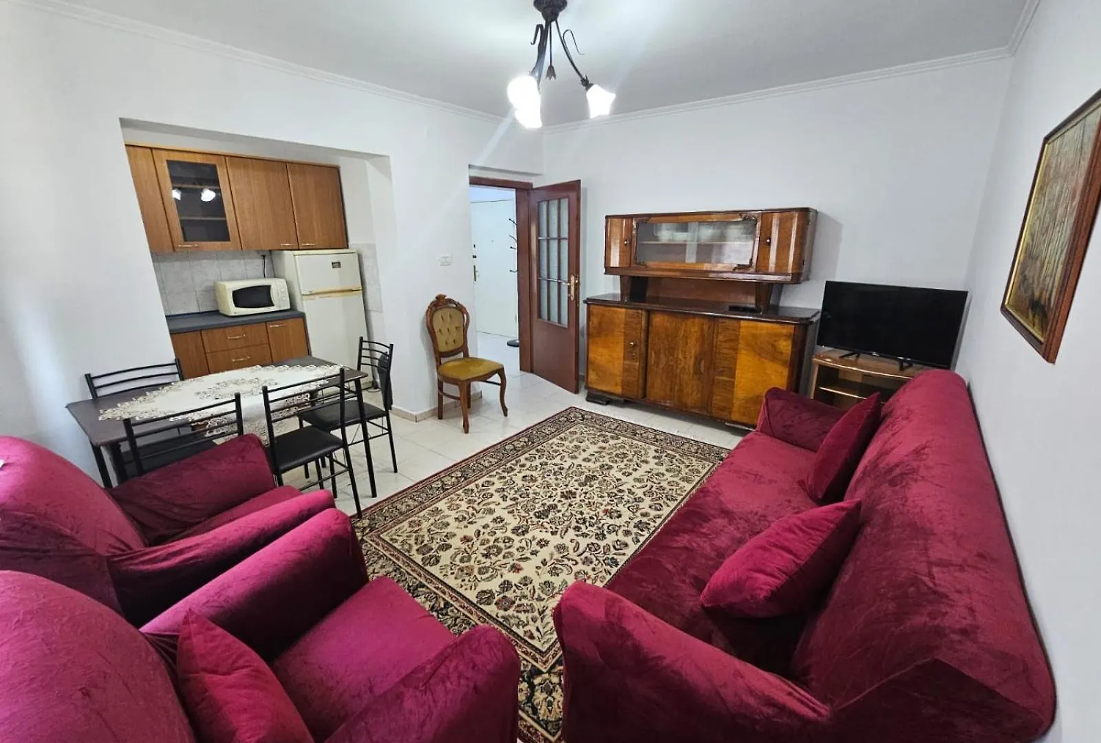 Vintage Blloku Apartment Tirana